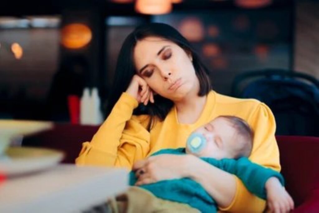 Sleep deprivation in new moms